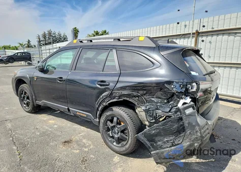 2022 Subaru Outback Wilderness z USA, uszkodzony, nr VIN 4S4BTGSD0N3274714